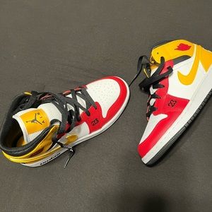 Air Jordan 1 mid Motorsport new 5Y